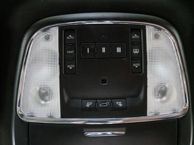 Used 2017 Jeep Grand Cherokee Summit image 24