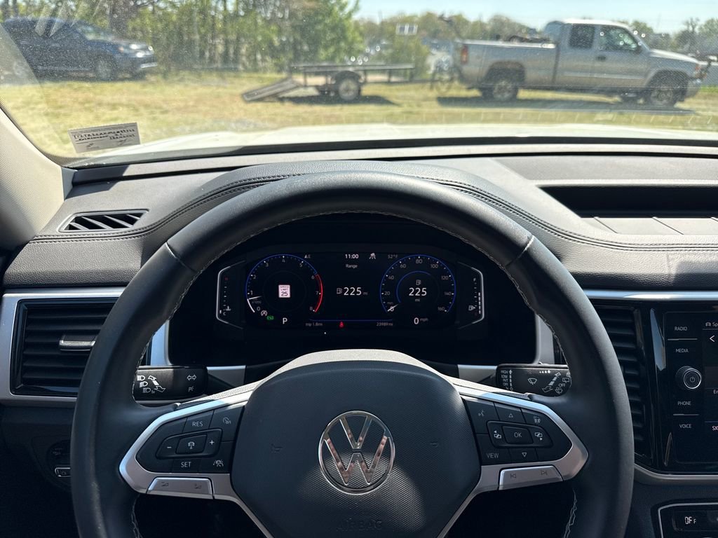 Used 2021 Volkswagen Atlas SEL Premium image 6
