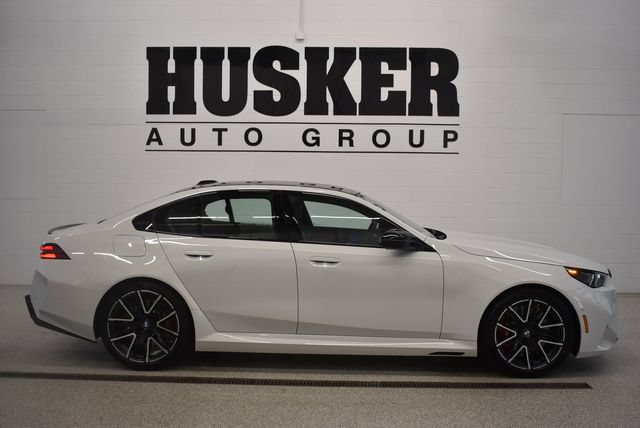 New 2027 BMW M5 w/ Executive Package AWD/4WD image 2