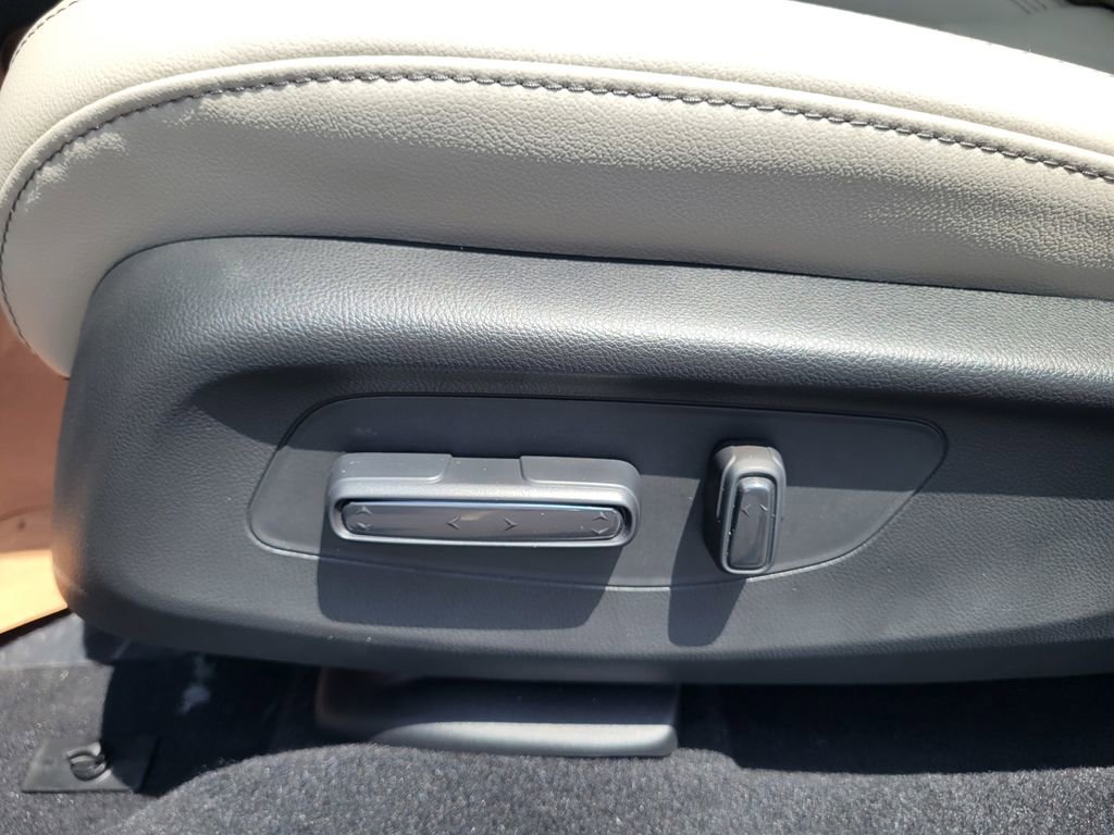 New 2026 Honda HR-V EX-L image 14