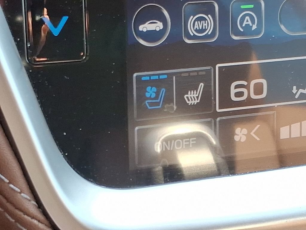 Used 2022 Subaru Outback Touring image 27