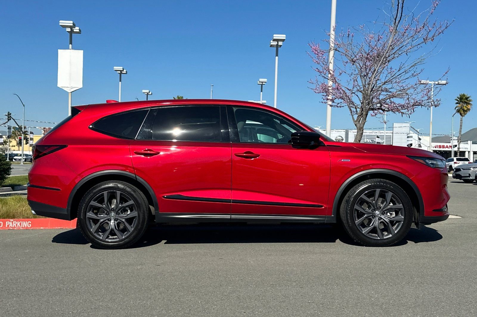 Used 2023 Acura MDX A-Spec AWD/4WD image 3