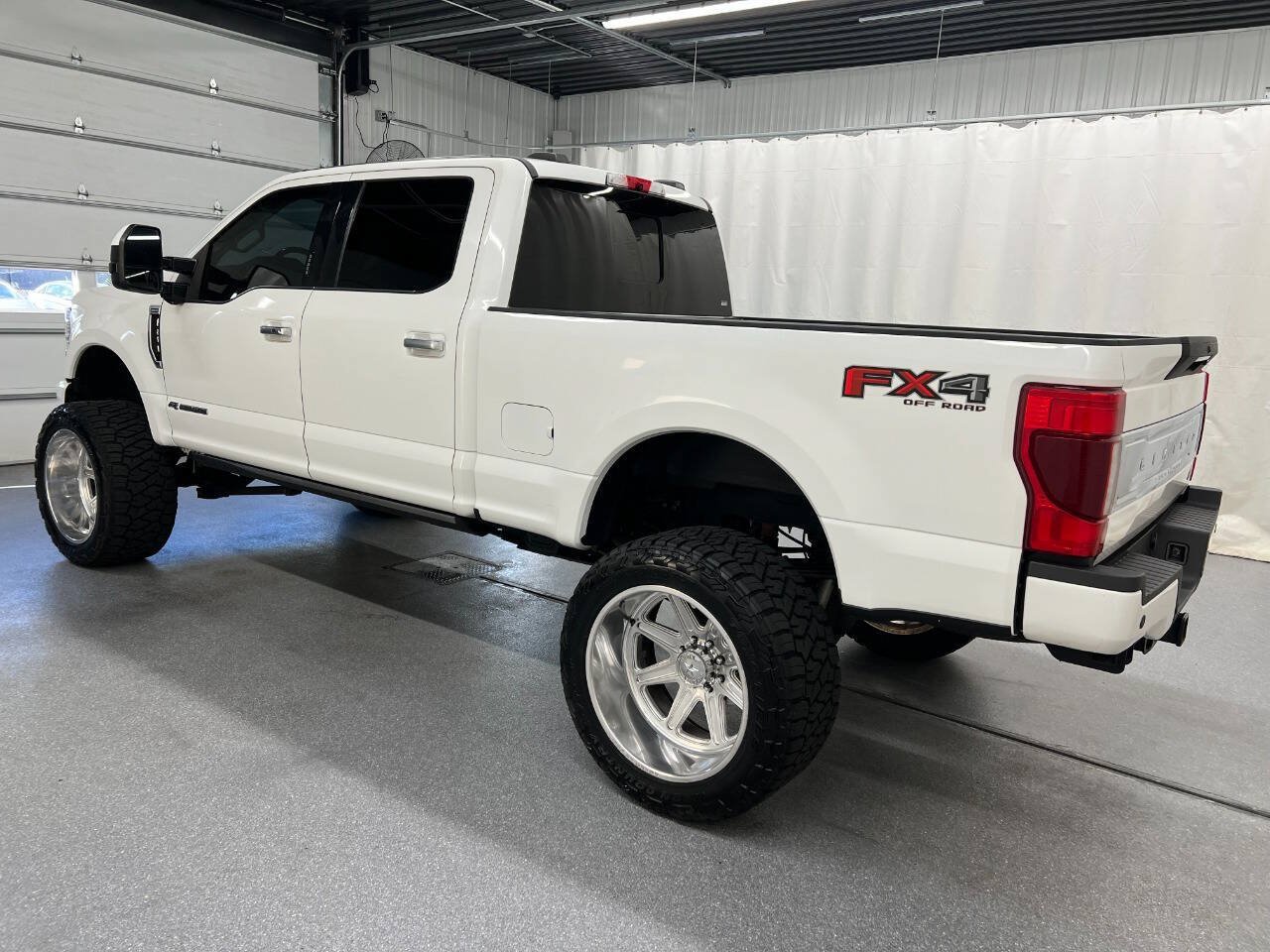 Used 2020 Ford F250 Limited w/ FX4 Off-Road Package AWD/4WD image 6