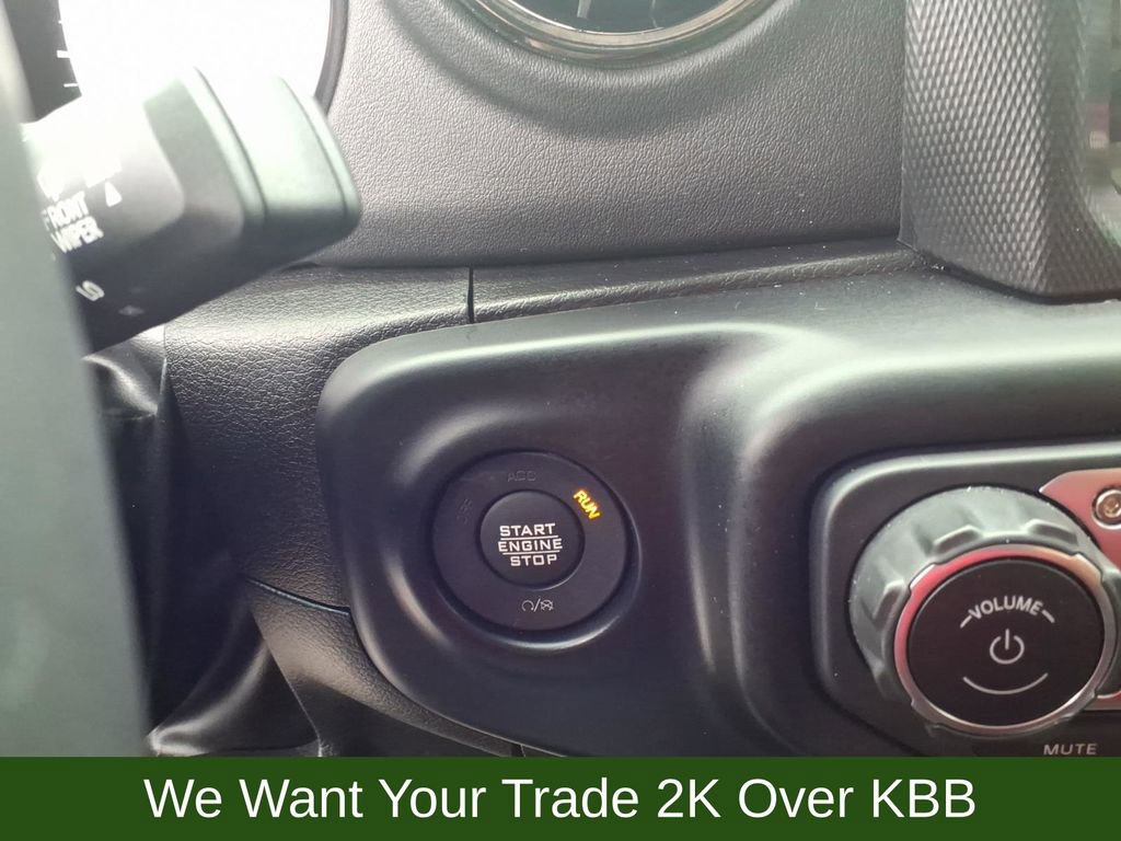 Used 2023 Jeep Wrangler Altitude image 31