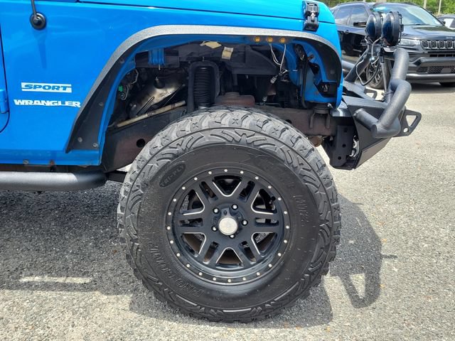 Used 2012 Jeep Wrangler Sport AWD/4WD image 9