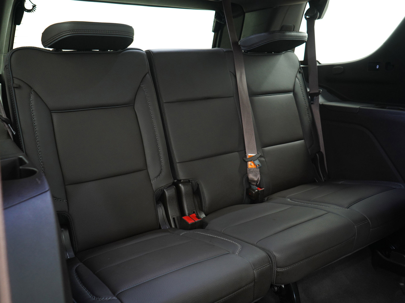 Used 2023 GMC Yukon Denali AWD/4WD image 16