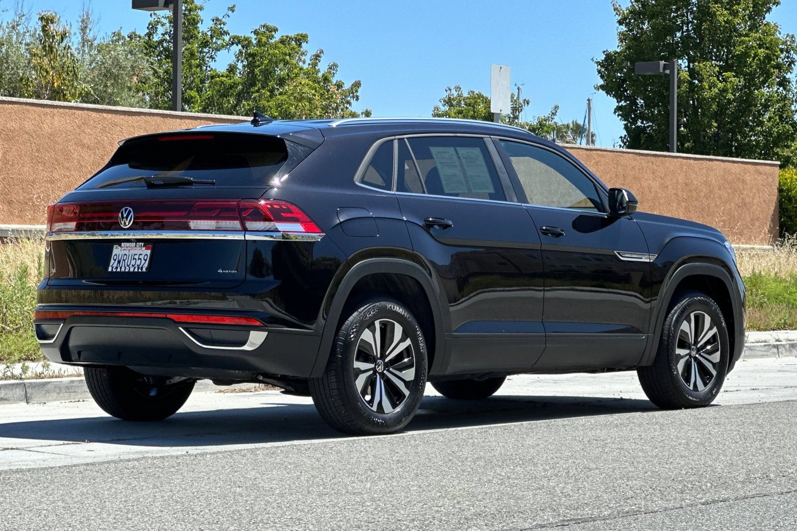 Certified 2026 Volkswagen Atlas Cross Sport SE AWD/4WD image 4