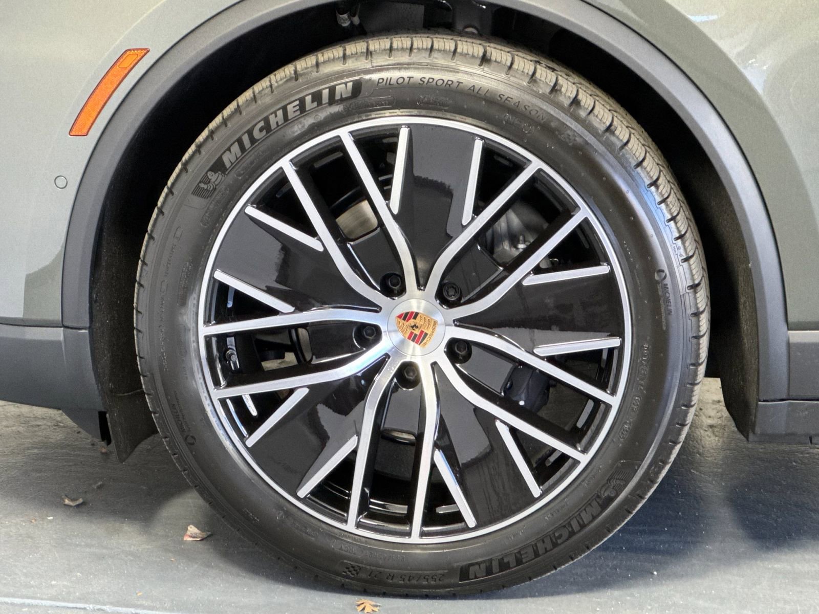 New 2025 Porsche Macan Electric image 33