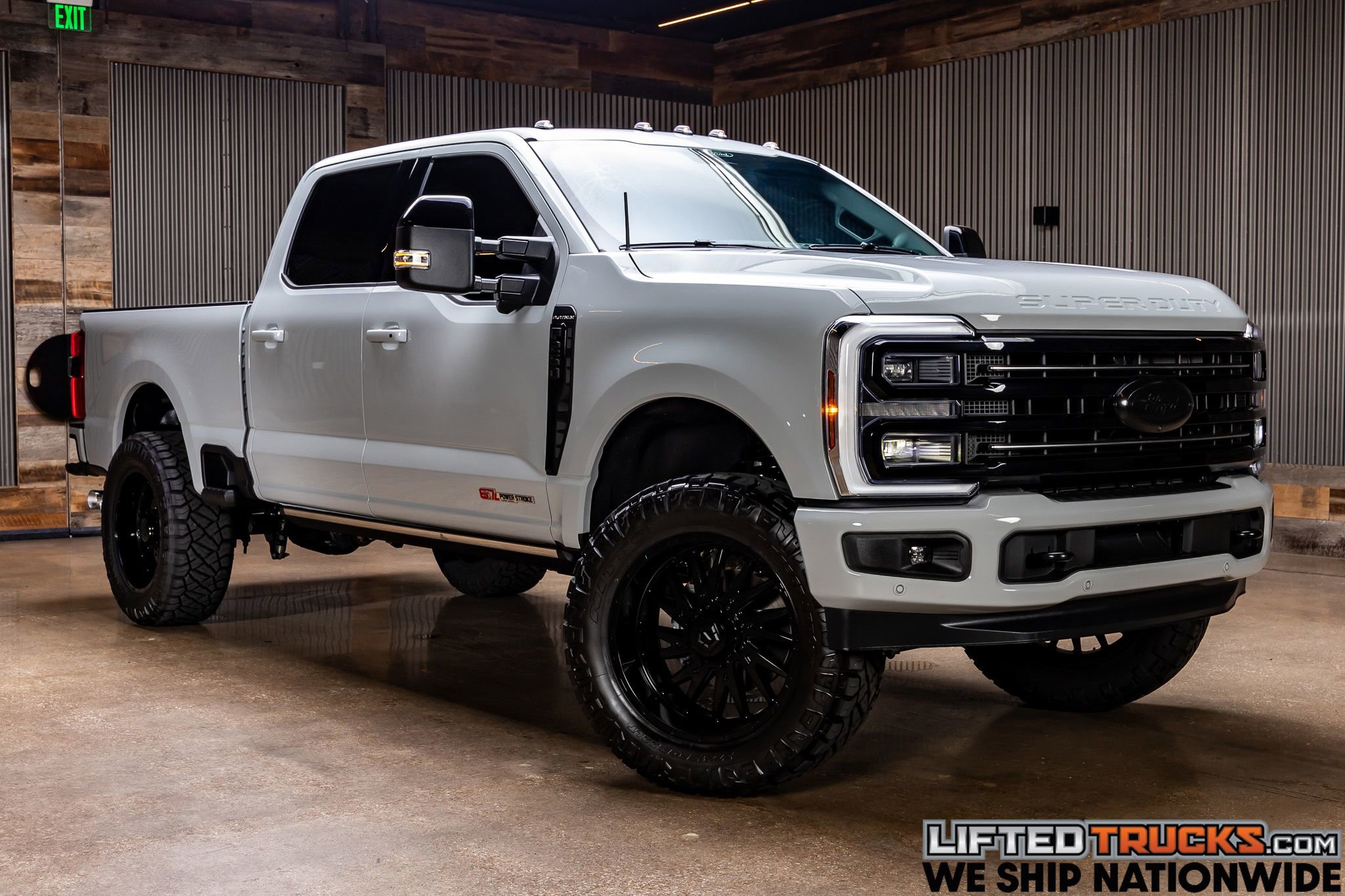 Used 2026 Ford F250 Platinum AWD/4WD image 1