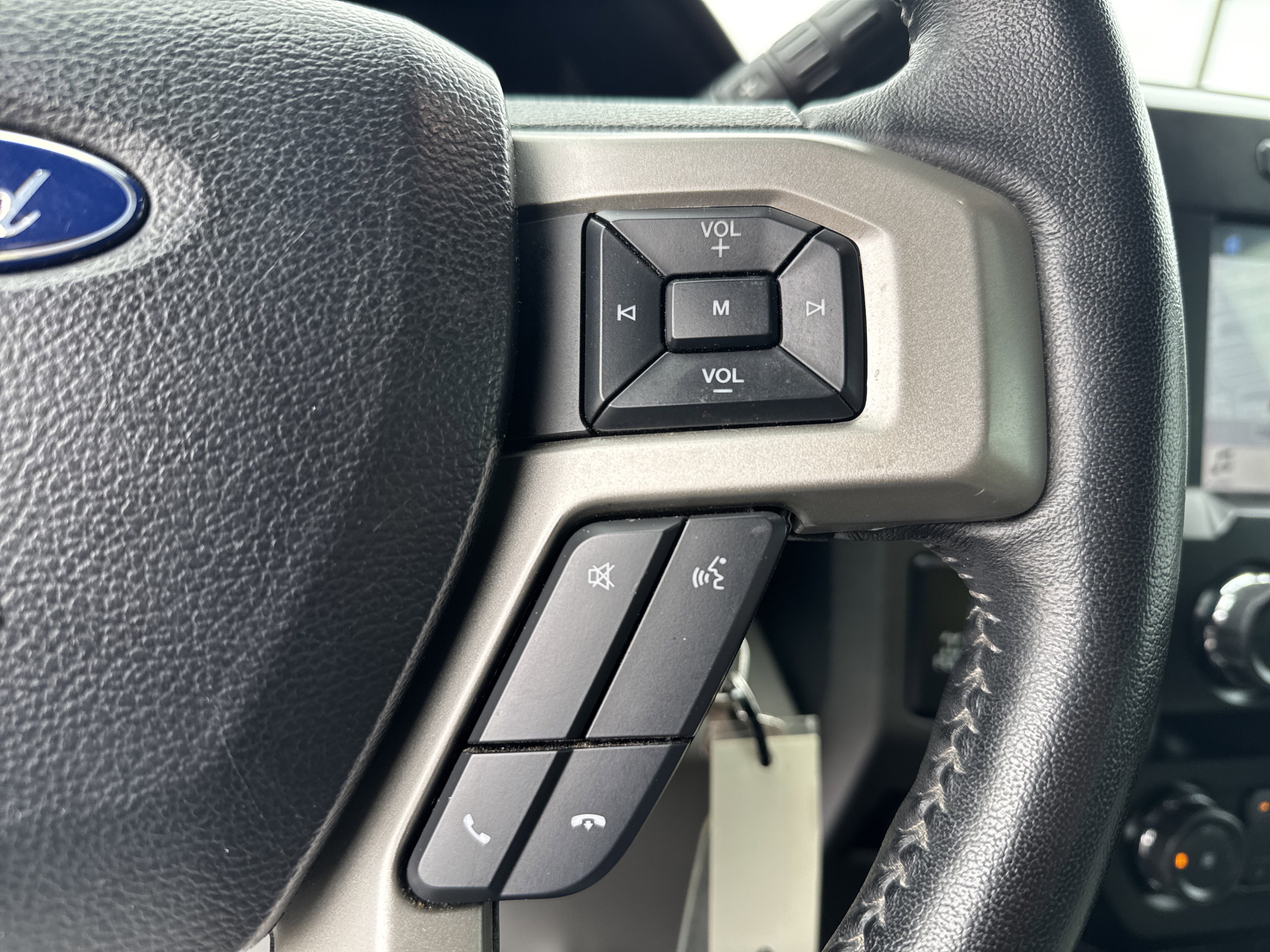 Used 2019 Ford F250 XL w/ STX Appearance Package image 19