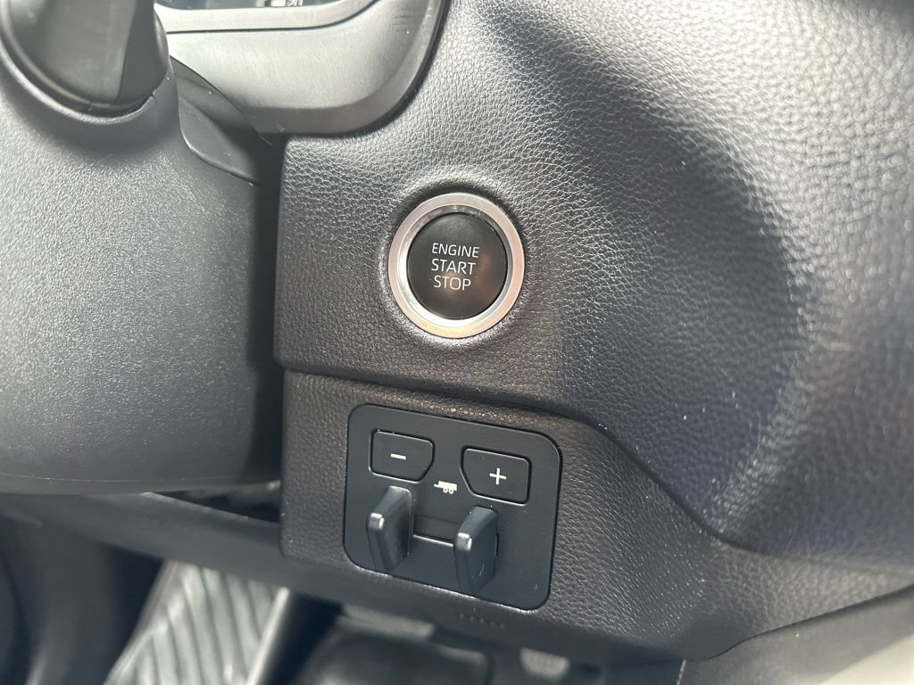Used 2024 Toyota Tundra SR5 w/ SR5 Convenience Package AWD/4WD image 19
