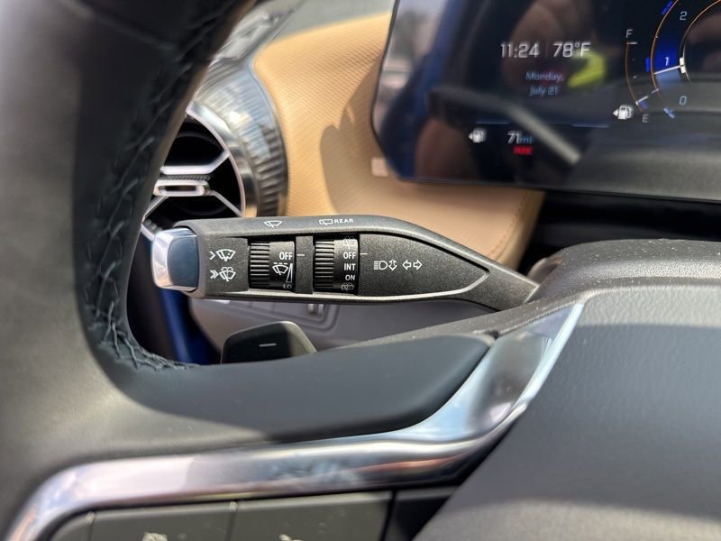 New 2026 Chevrolet Equinox ACTIV w/ Convenience Package III image 15