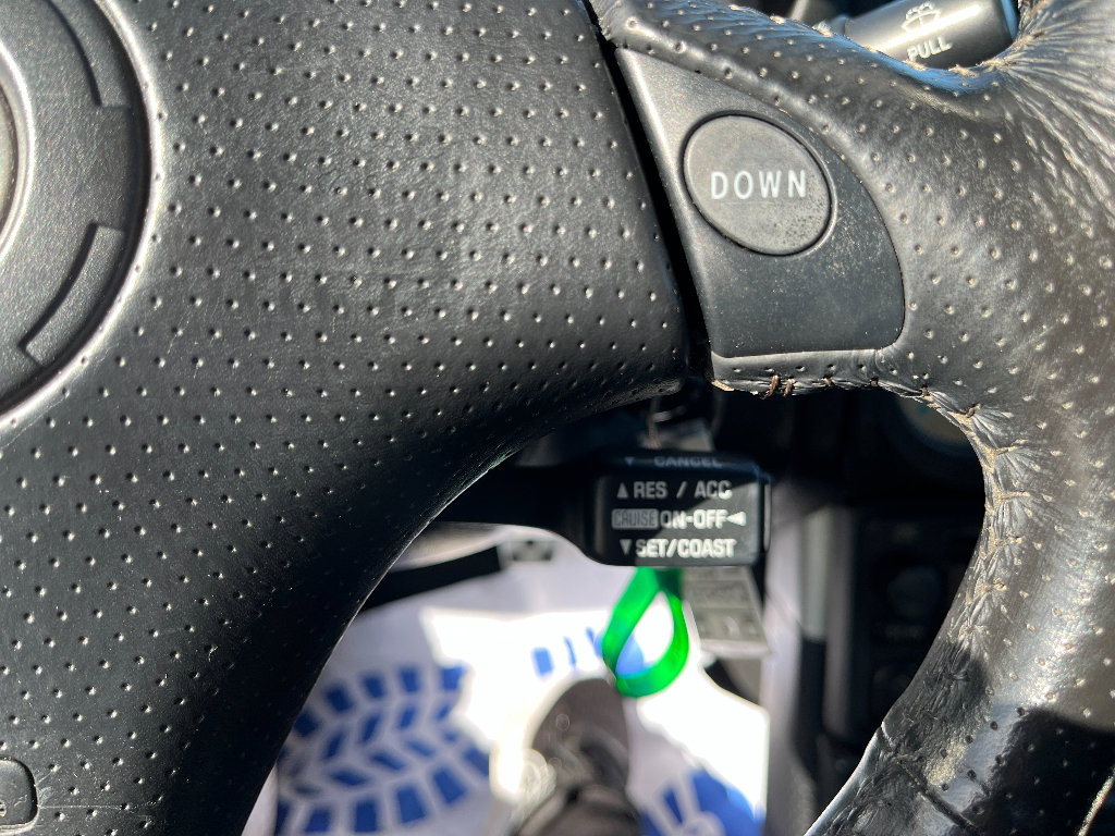 Used 2002 Toyota MR2 image 29