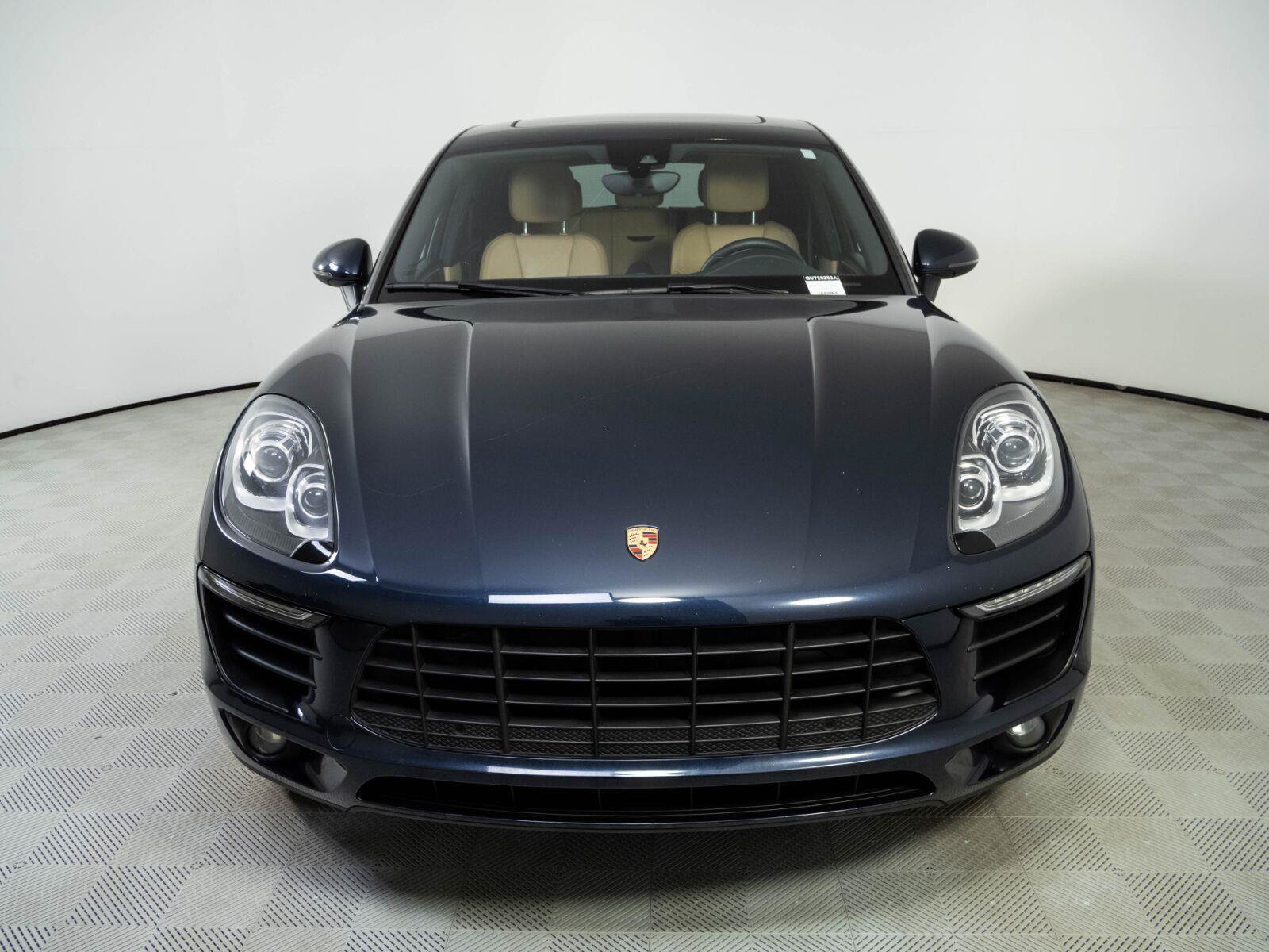 Used 2018 Porsche Macan AWD/4WD image 33