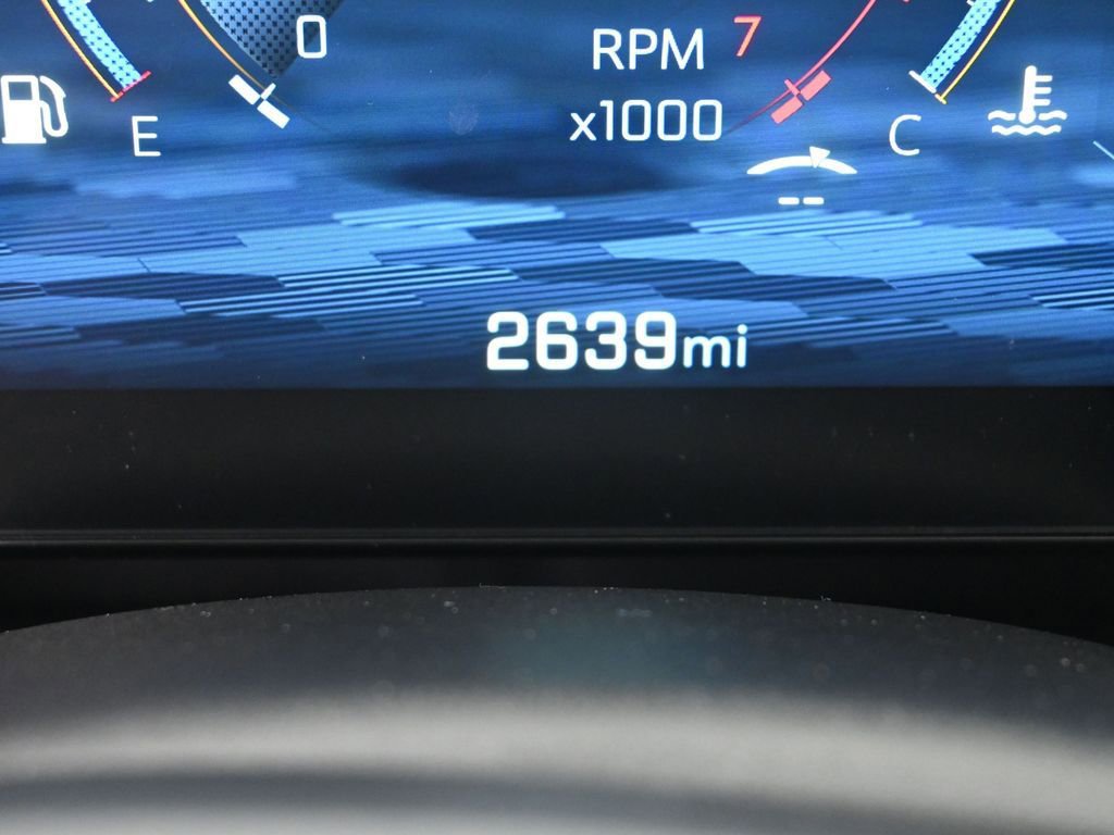 New 2025 Chevrolet Equinox LT w/ Safety and Technology Package image 32