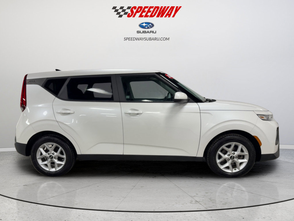 Used 2021 Kia Soul S image 11