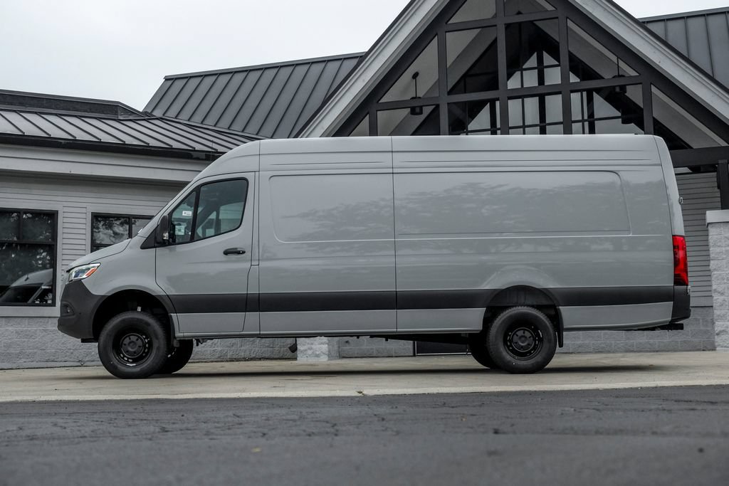 New 2026 Mercedes-Benz Sprinter 2500 image 3