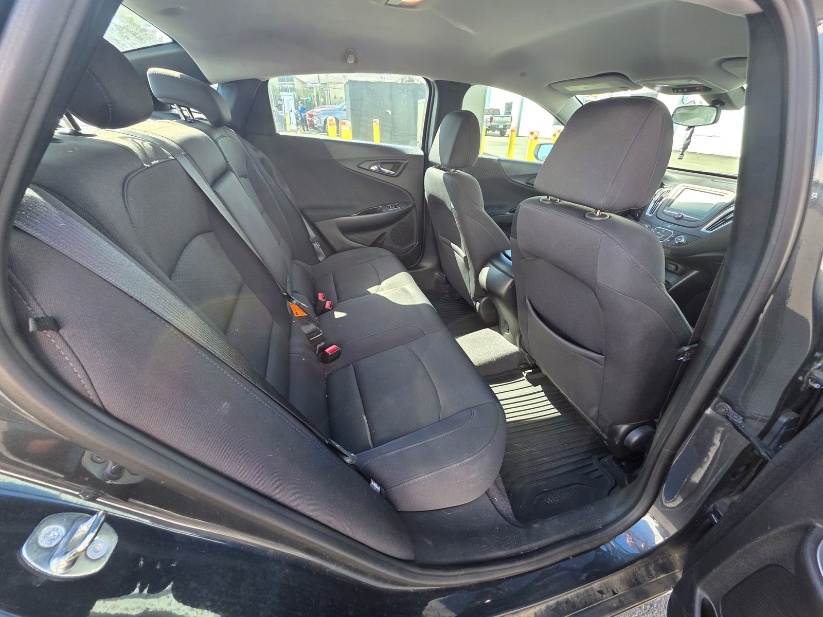 Used 2017 Chevrolet Malibu LS FWD image 14