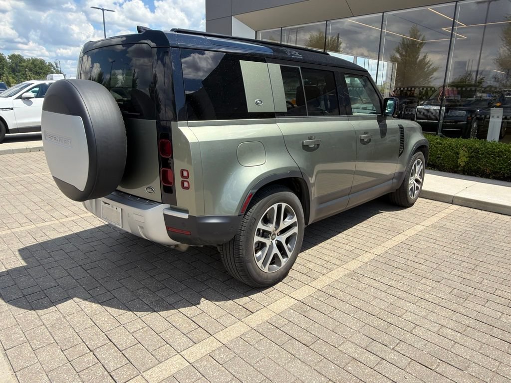 Used 2020 Land Rover Defender 110 HSE AWD/4WD image 6