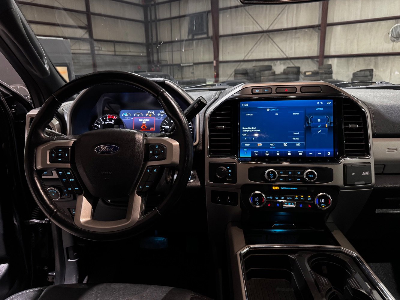 Used 2022 Ford F250 Lariat w/ Lariat Ultimate Package image 29