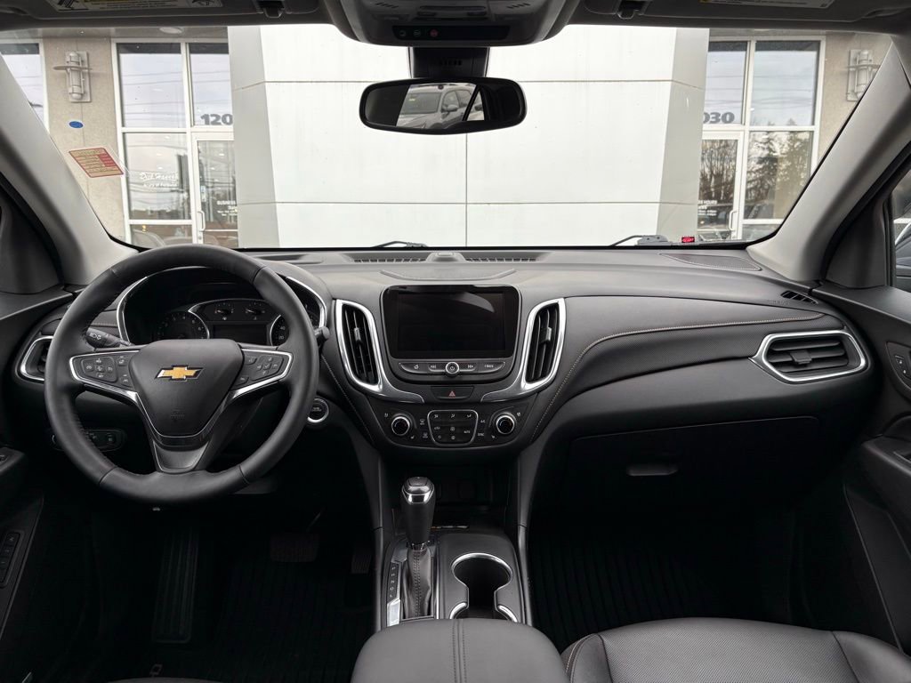 Used 2018 Chevrolet Equinox Premier image 18