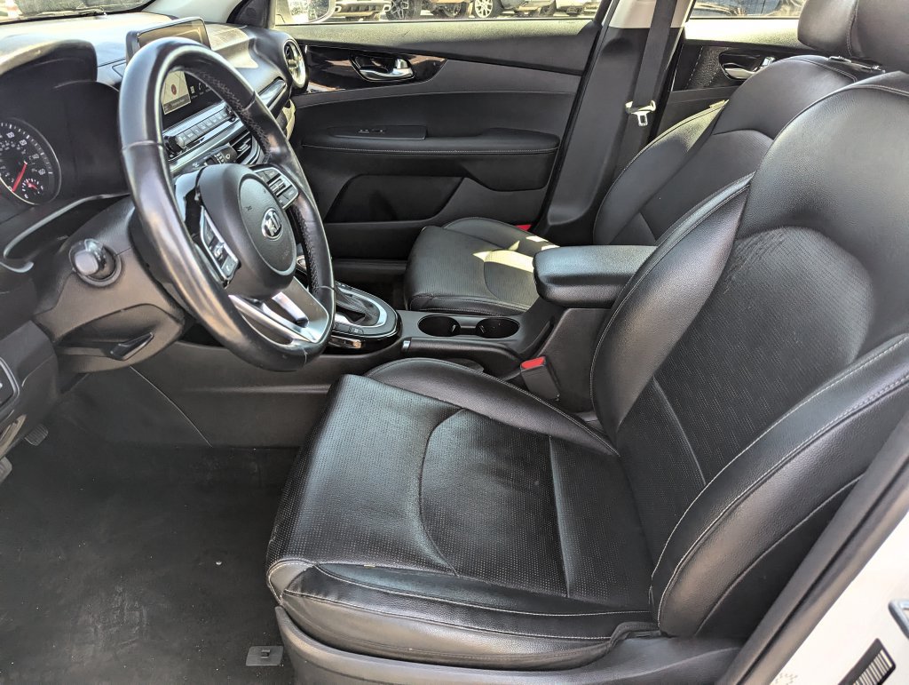 Used 2021 Kia Forte EX FWD image 25