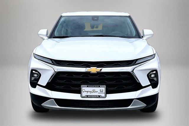 Used 2023 Chevrolet Blazer LT image 3