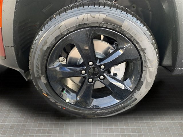 New 2025 Jeep Grand Cherokee L Limited w/ Luxury Tech Group II image 11