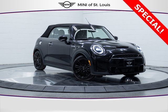 Used 2024 MINI Cooper S image 1