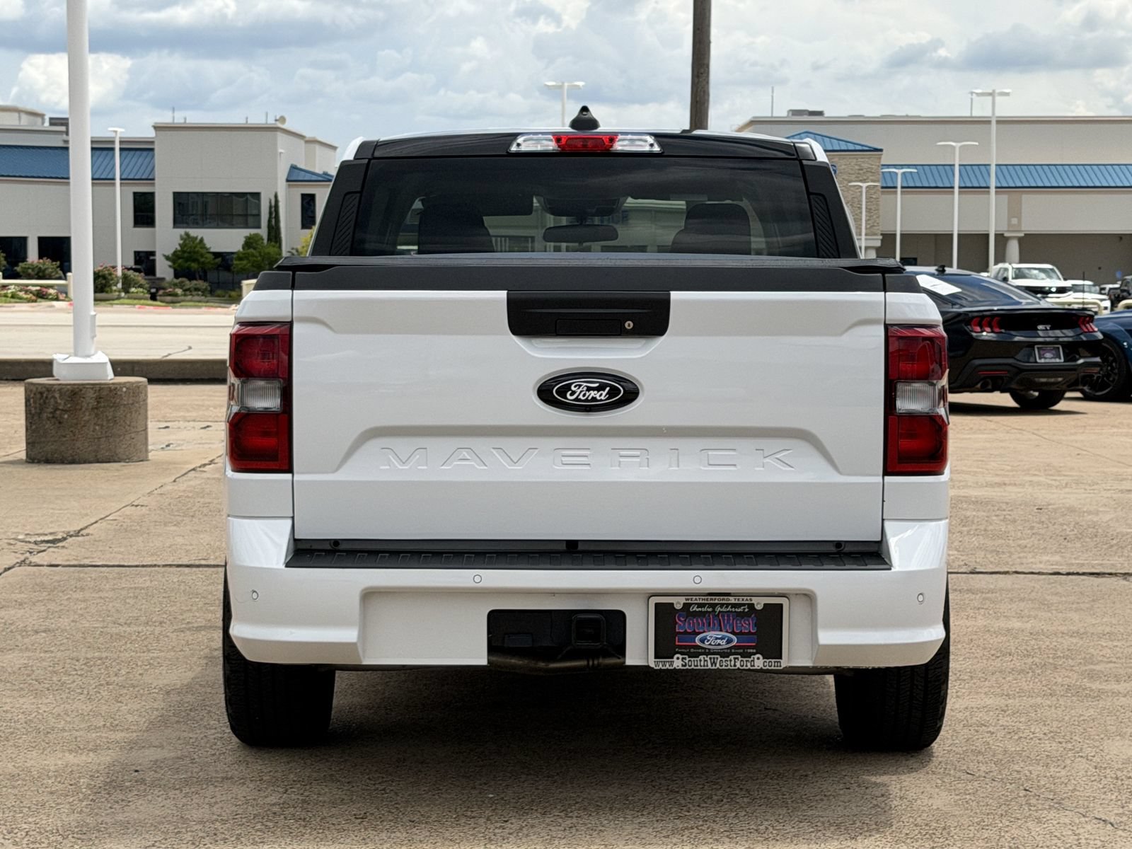 Used 2025 Ford Maverick Lobo AWD/4WD image 5