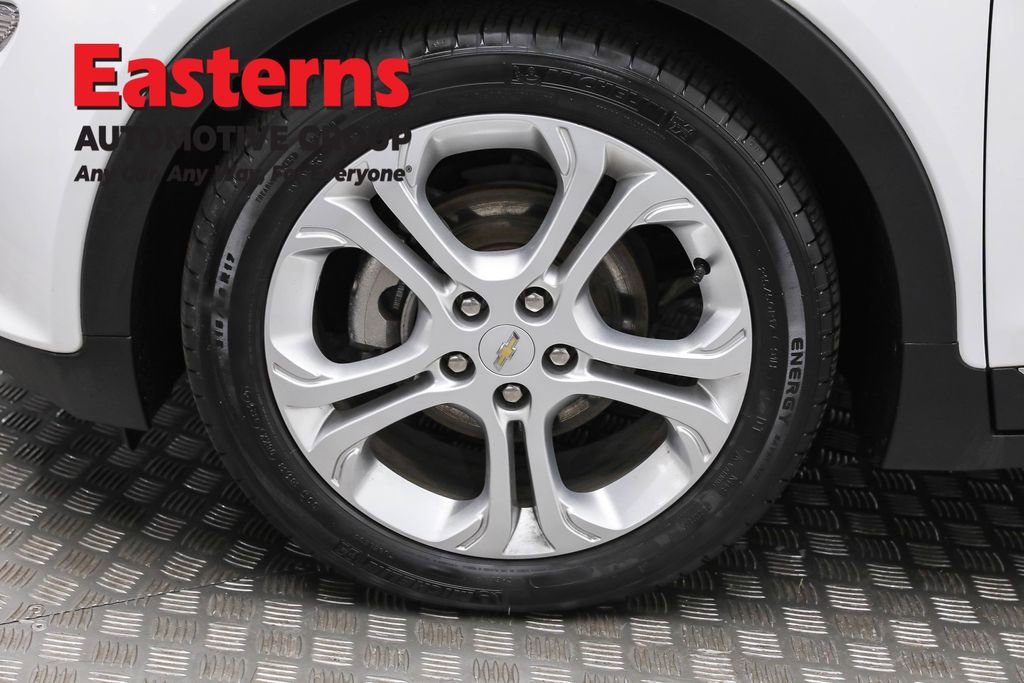 Used 2021 Chevrolet Bolt LT image 31