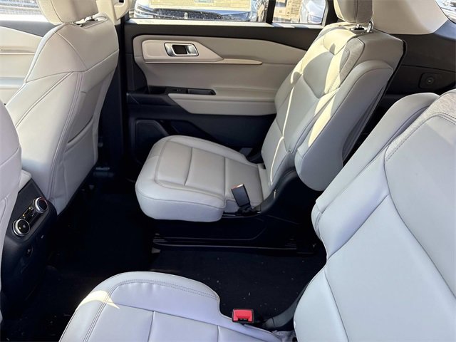 New 2026 Ford Explorer Active image 18