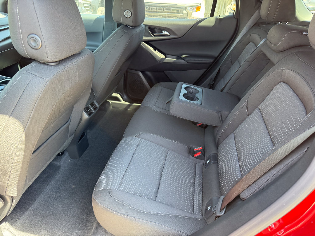 New 2027 Chevrolet Equinox LT FWD image 10