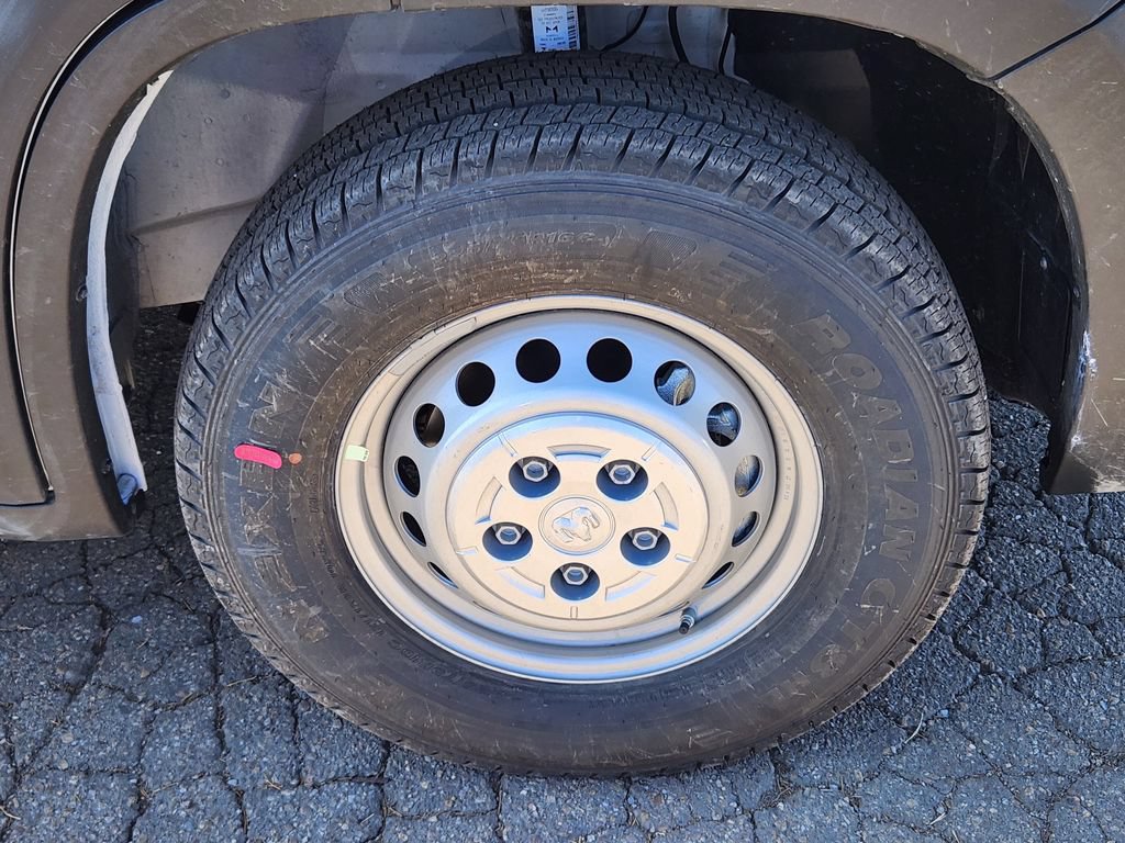 New 2026 RAM ProMaster 3500 w/ Premium Convenience Group FWD image 15