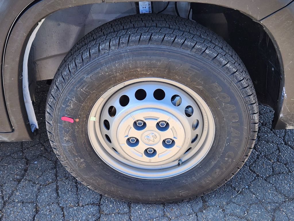 New 2026 RAM ProMaster 3500 w/ Premium Convenience Group FWD image 15