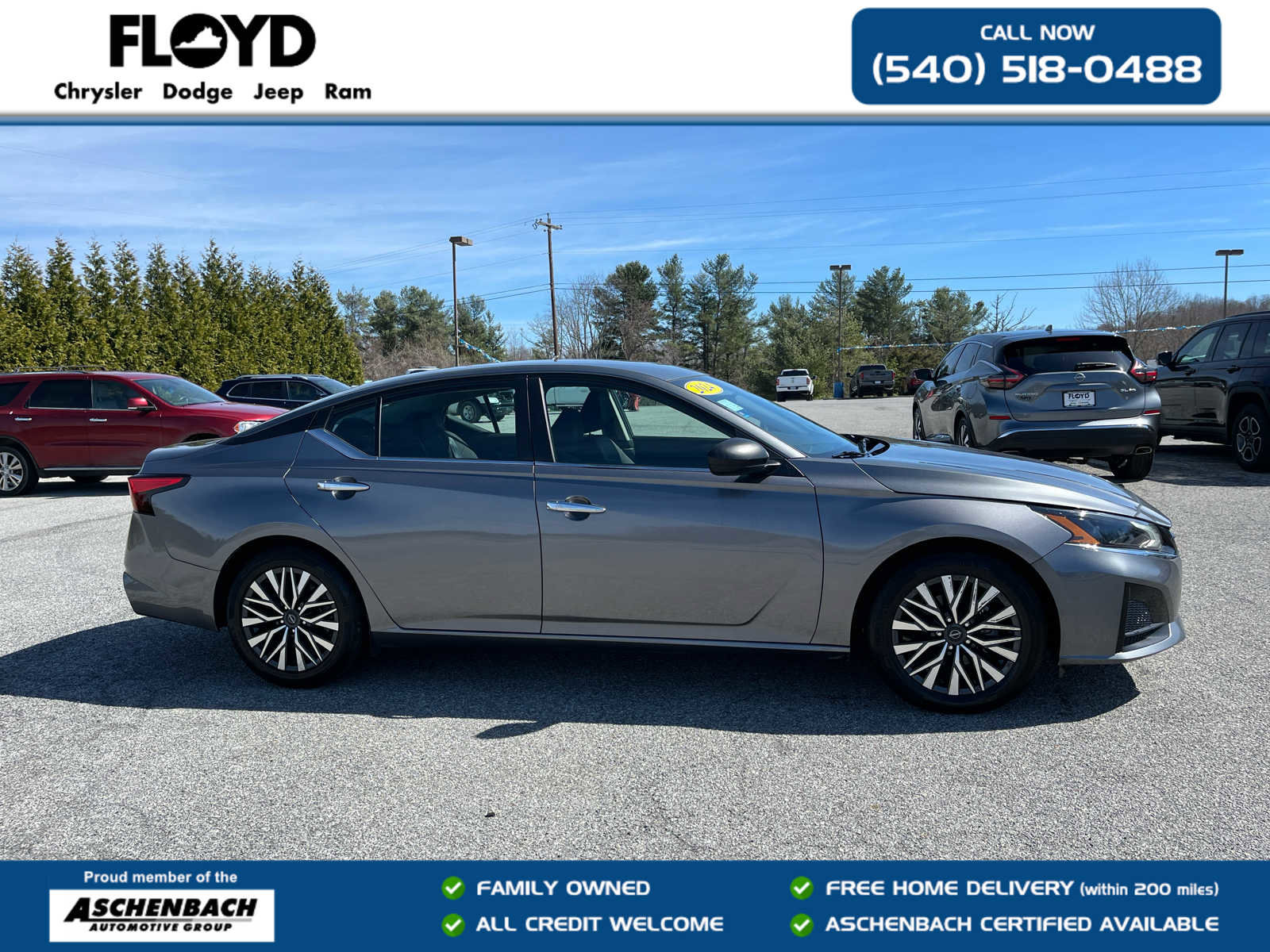 Used 2024 Nissan Altima 2.5 SV image 2