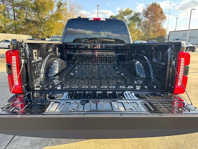 New 2026 Ford F350 Lariat w/ FX4 Off-Road Package image 10