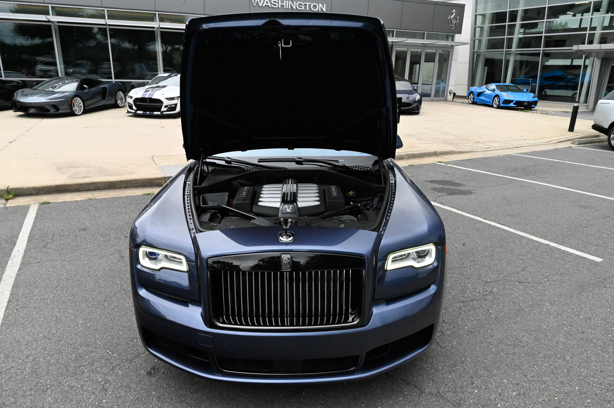 Used 2018 Rolls-Royce Ghost RWD image 61
