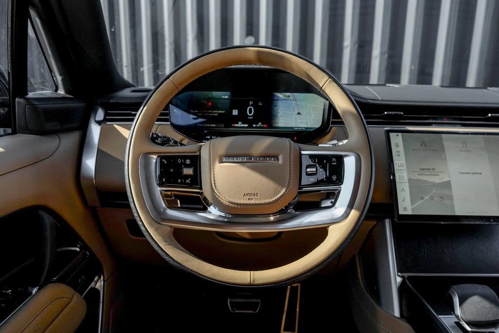 New 2026 Land Rover Range Rover Long Wheelbase SE AWD/4WD image 19