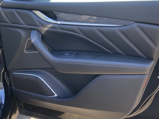 Used 2023 Maserati Levante Modena image 37