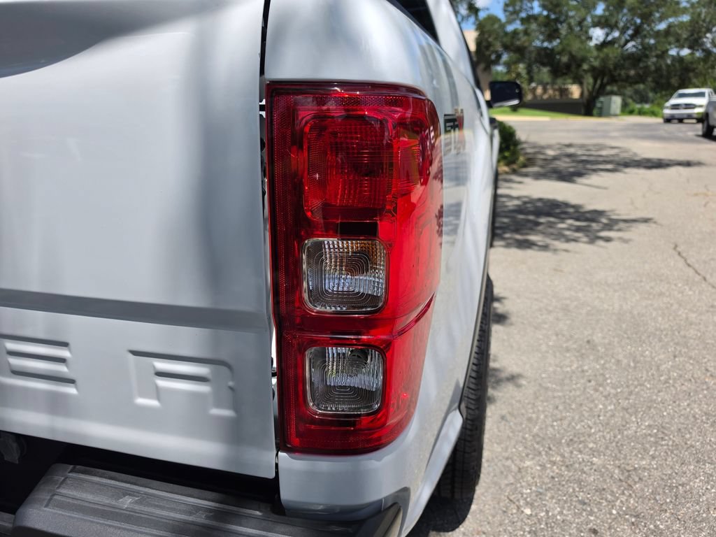 Used 2019 Ford Ranger XL w/ Equipment Group 101A Mid RWD image 12