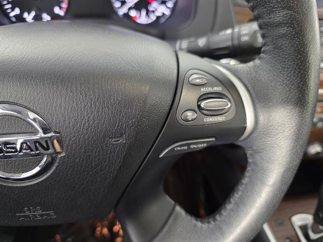 Used 2018 Nissan Pathfinder Platinum AWD/4WD image 39