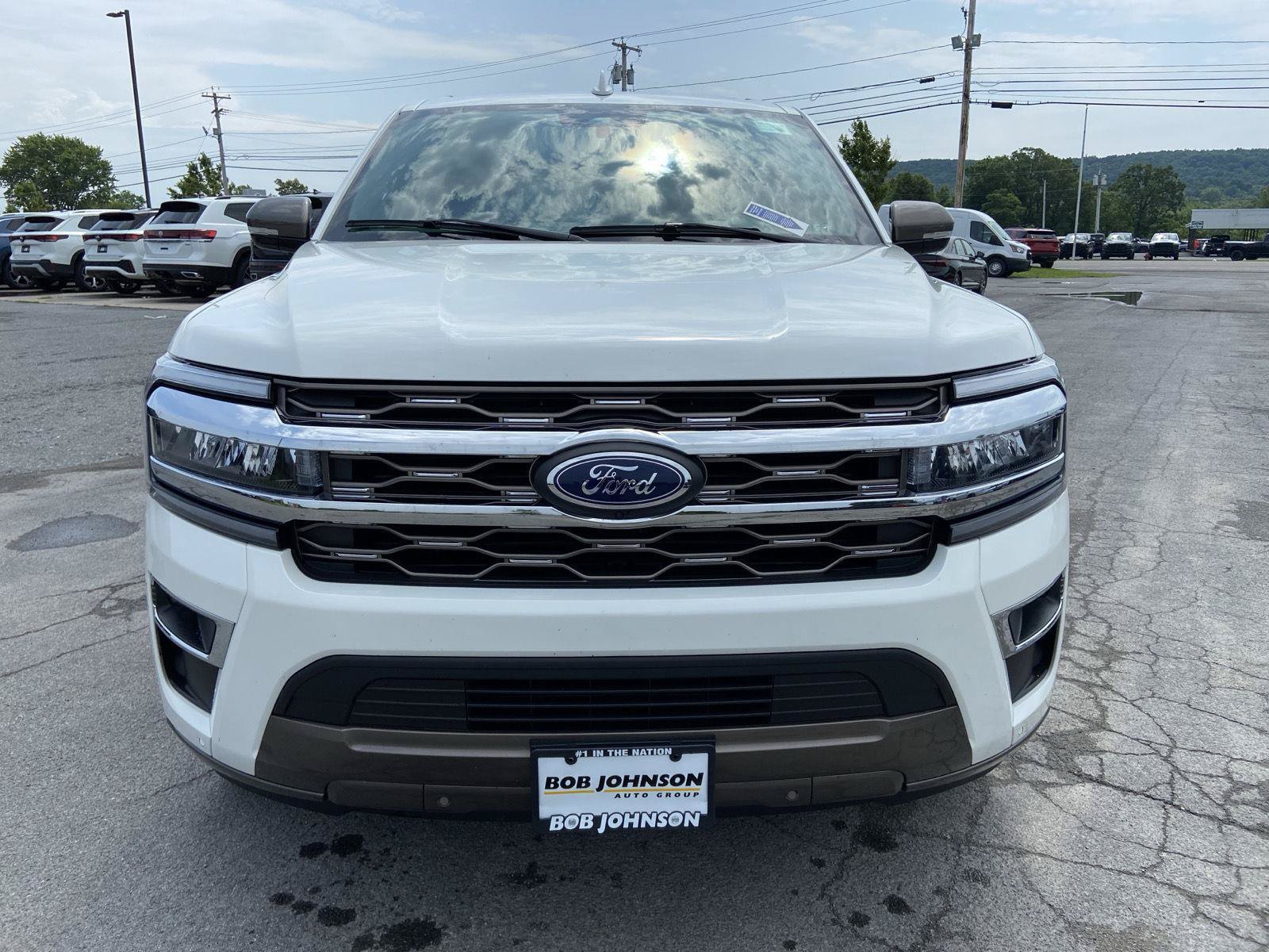 Used 2024 Ford Expedition Max King Ranch AWD/4WD image 2