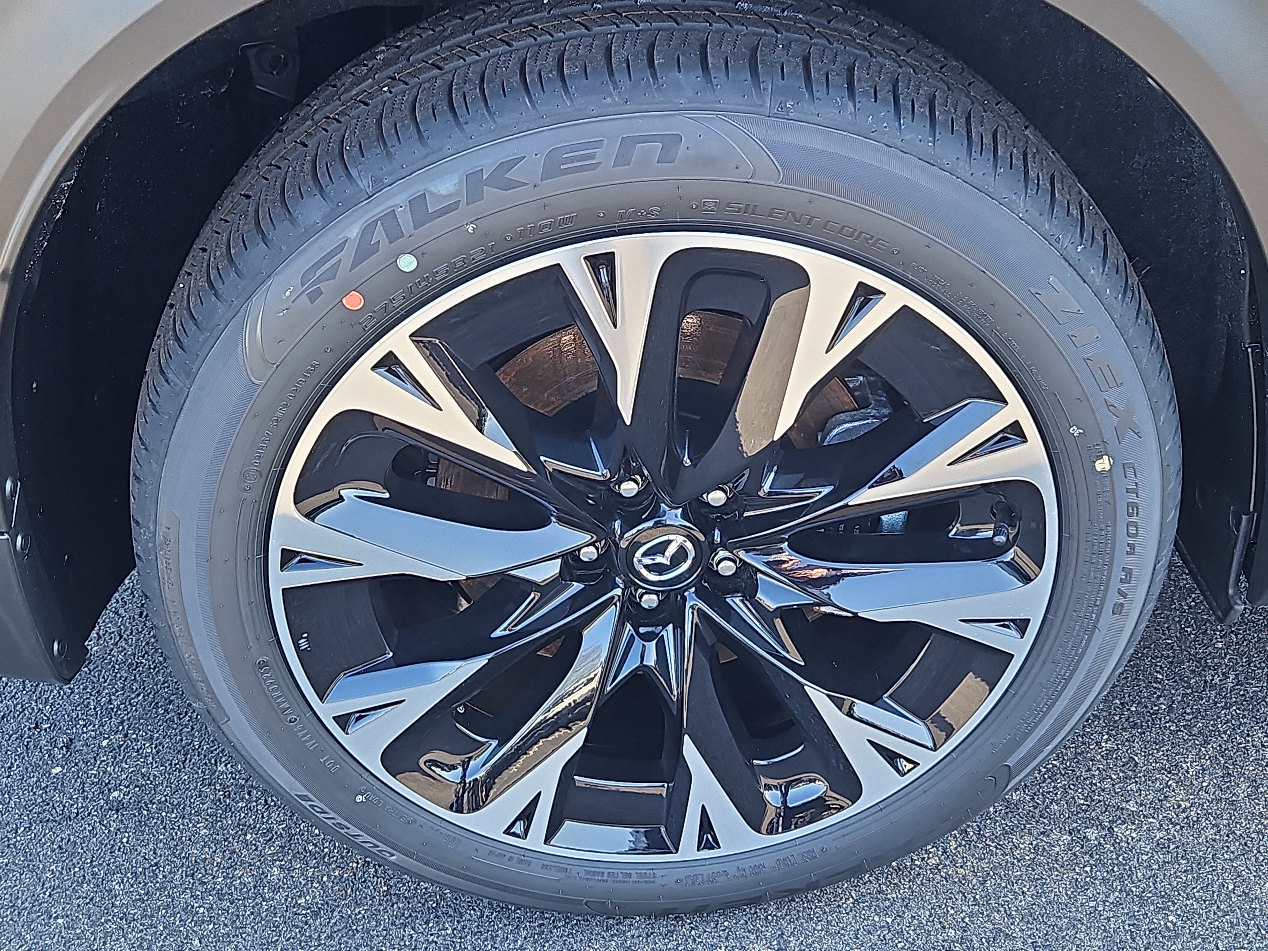 New 2026 MAZDA CX-90 Plug-In Hybrid w/ Premium Plus image 3