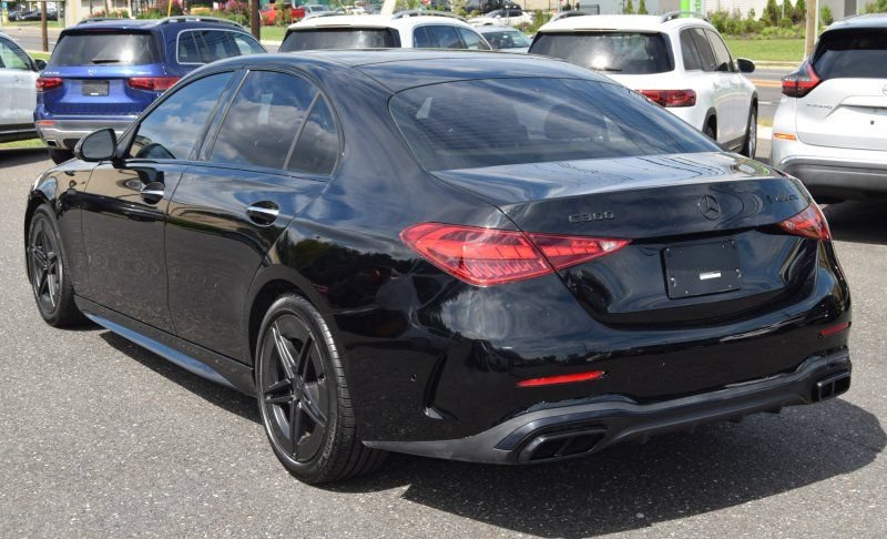 Used 2023 Mercedes-Benz C 300 4MATIC Sedan image 6