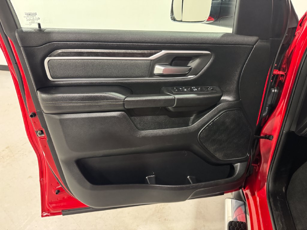 Used 2020 RAM 1500 Big Horn AWD/4WD image 17