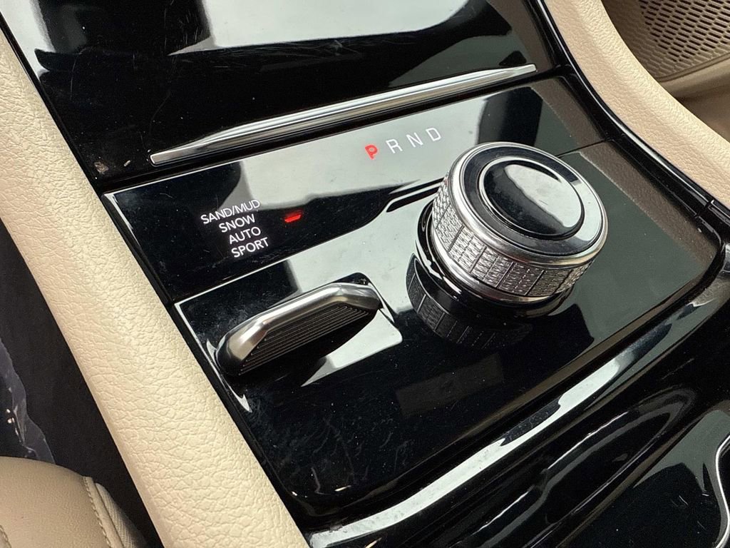 Used 2023 Jeep Grand Cherokee L Limited w/ Luxury Tech Group II image 34