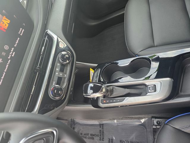 Used 2025 Buick Envista Sport Touring image 39