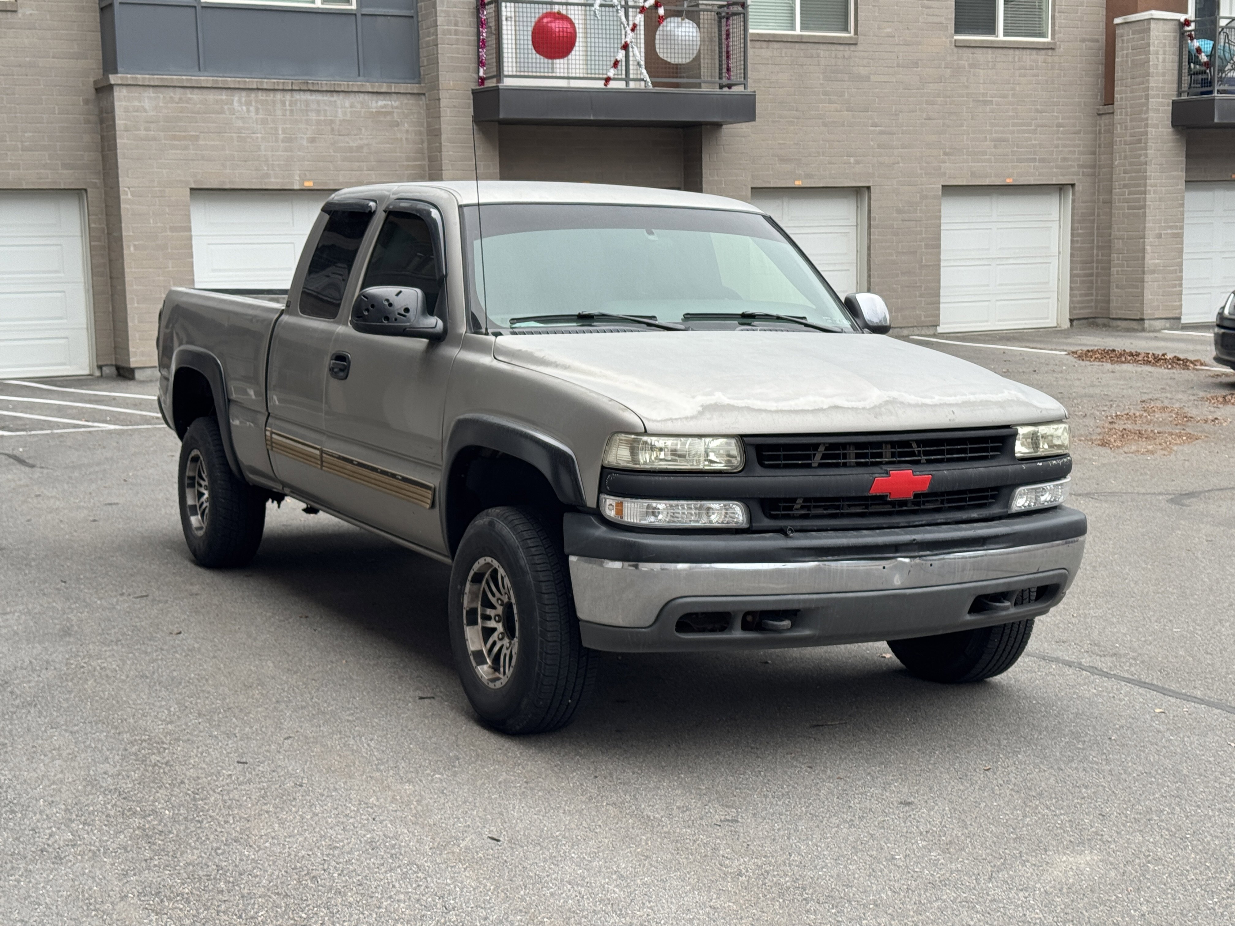 Used 2001 Chevrolet Silverado 2500 LS w/ Firm Ride Suspension Pkg image 7