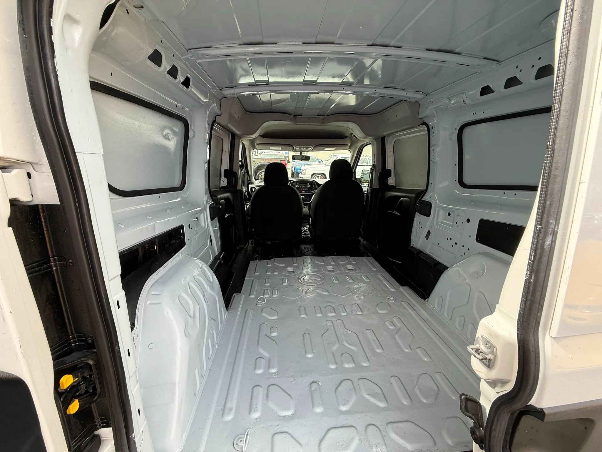 Used 2020 RAM ProMaster City Tradesman FWD image 11